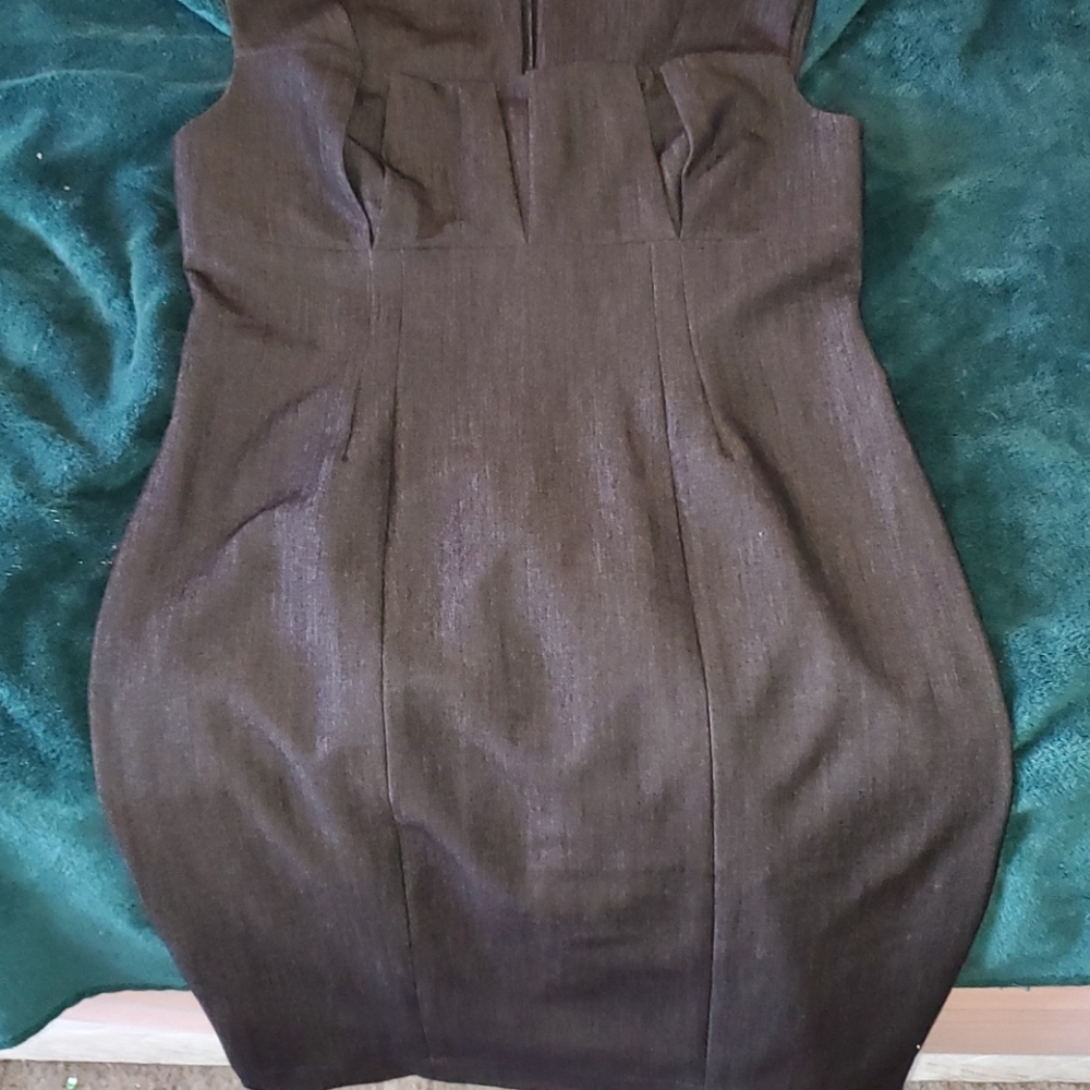 Women's Dress - Picture 3 of 3